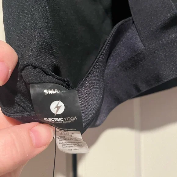 Electric Yoga Black Strappy Women's Sports Bra - Picture 4 of 4